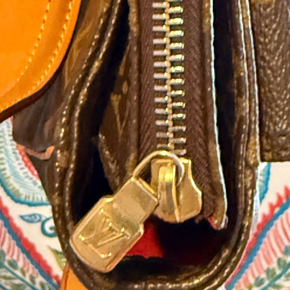 Vintage Louis Vuitton Vive-Cite GM - Picture 12 of 12